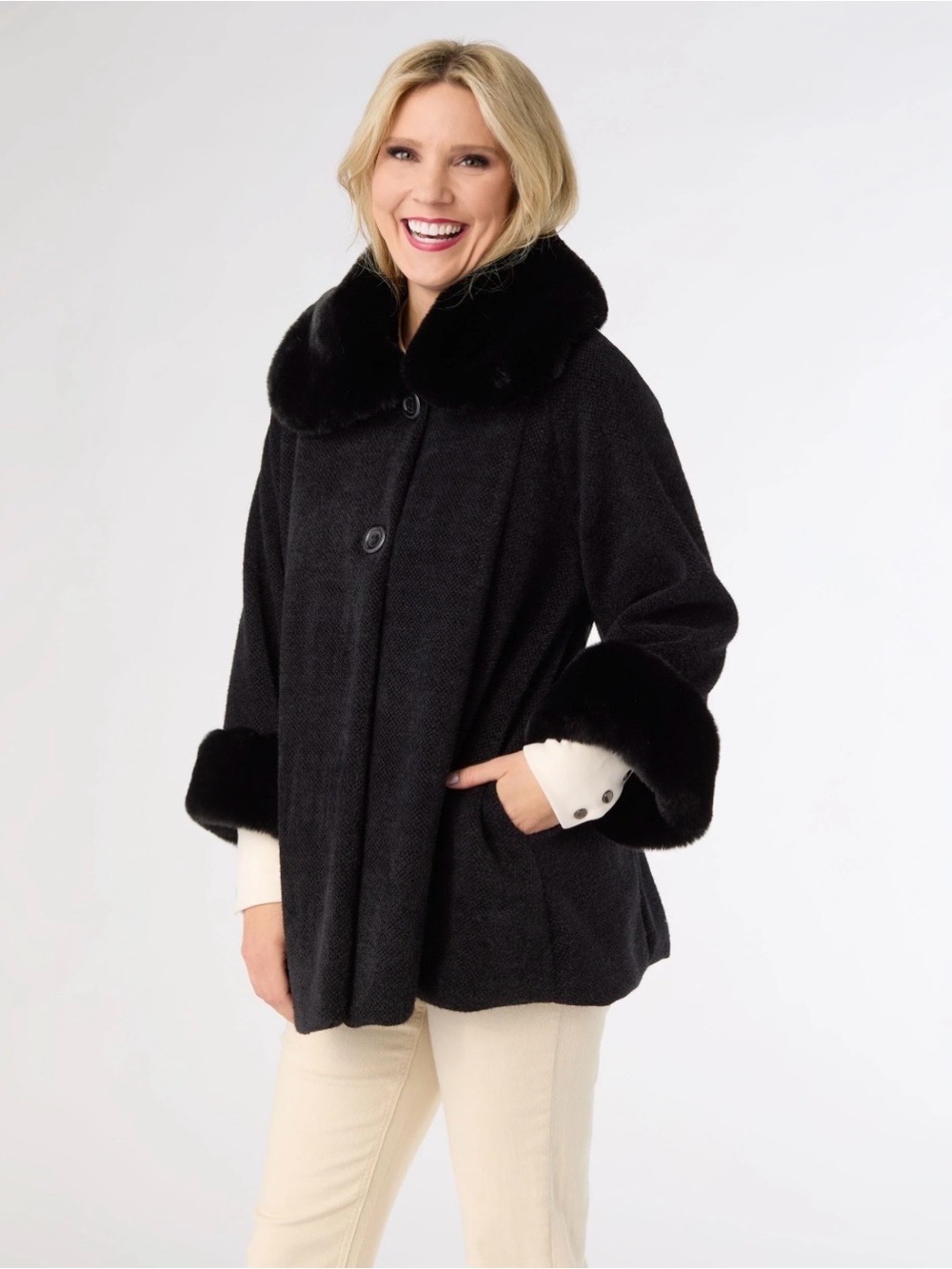 Coco + Carmen Janara 3/4 Sleeve Button Wrap w/ Faux Fur Trim